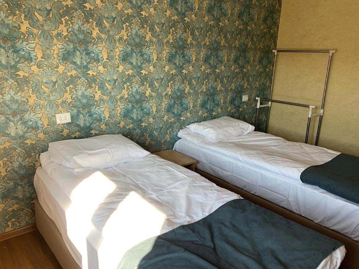 Bolnisi Elia Hotel Ngoại thất bức ảnh