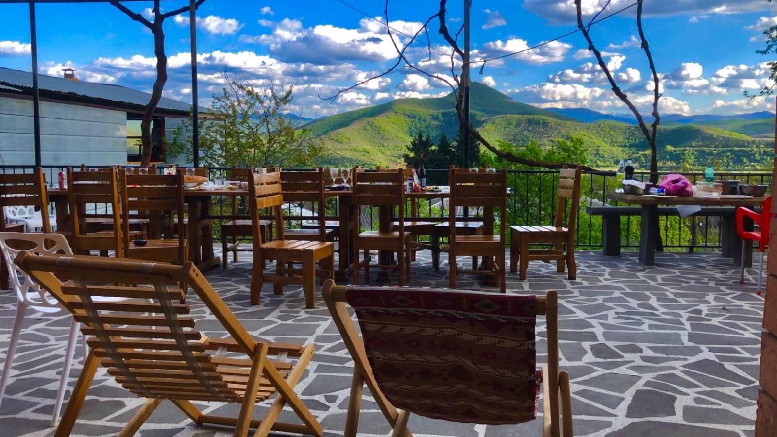 Bolnisi Elia Hotel Ngoại thất bức ảnh